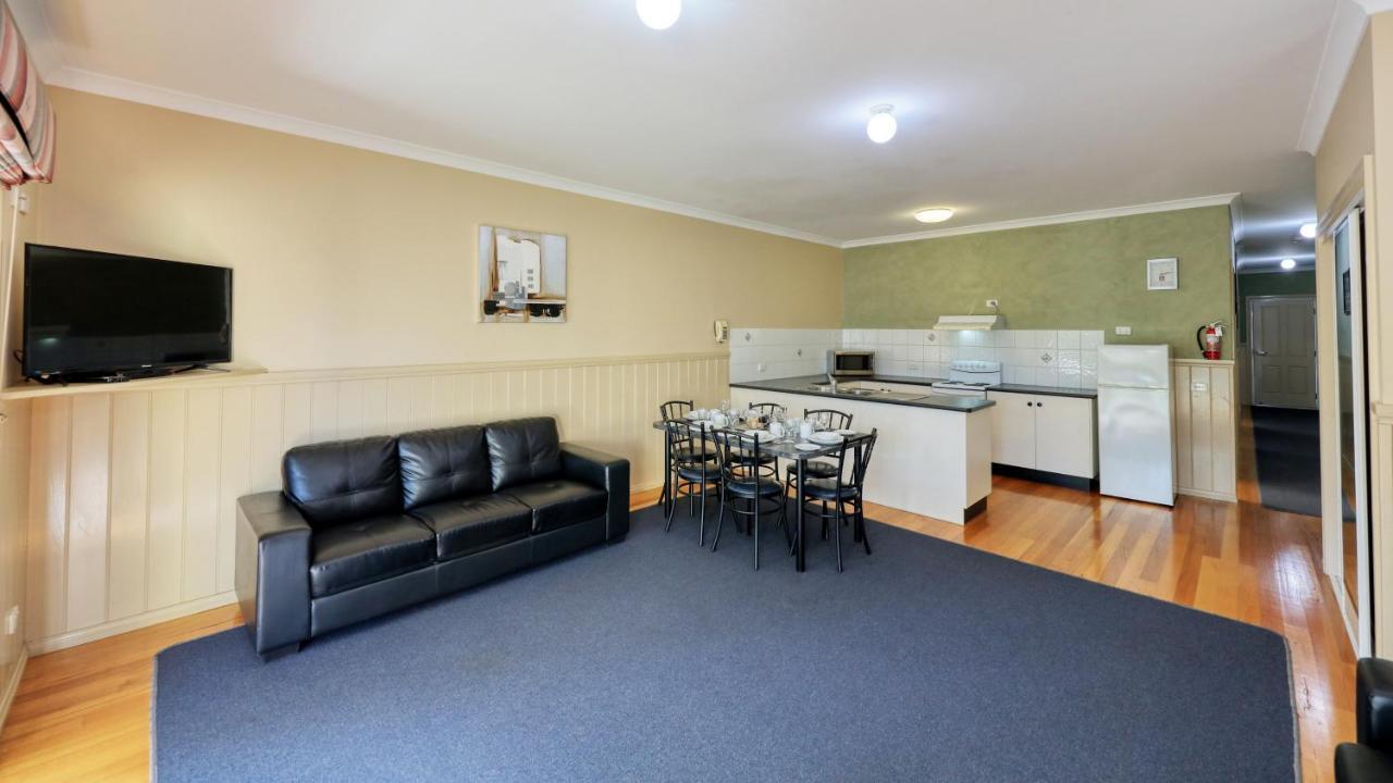Bridges On Meninya Motel & Apartments Moama Exterior foto