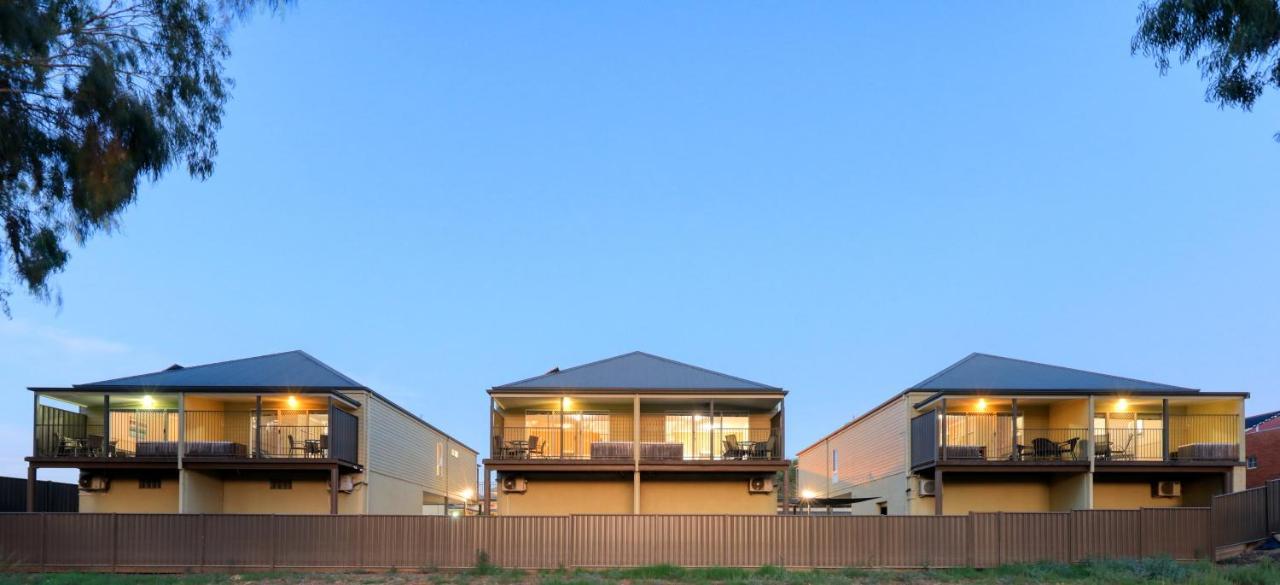 Bridges On Meninya Motel & Apartments Moama Exterior foto